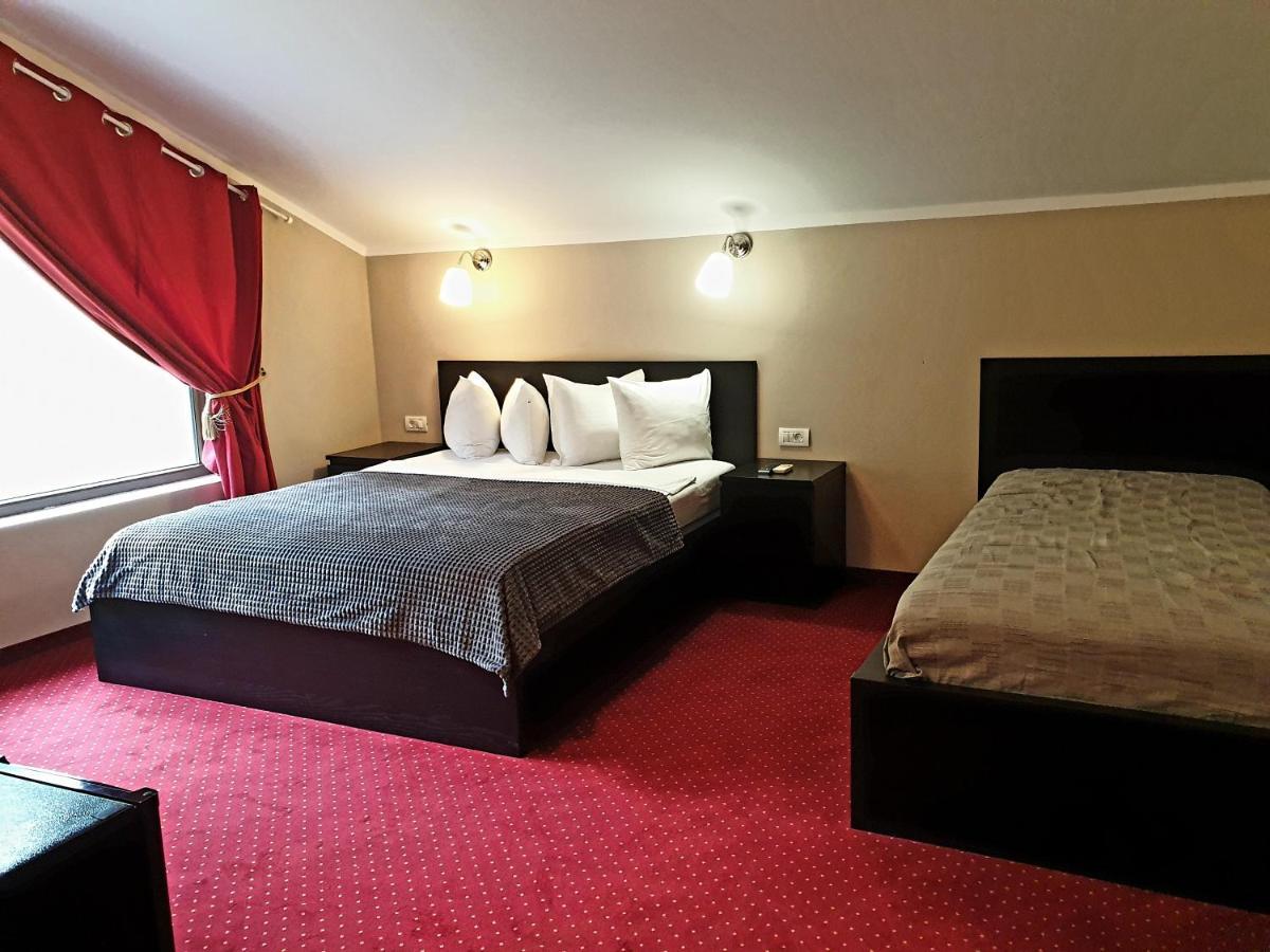 Rex Infinity View 4* Cazanele Dunarii Dubova Exterior foto