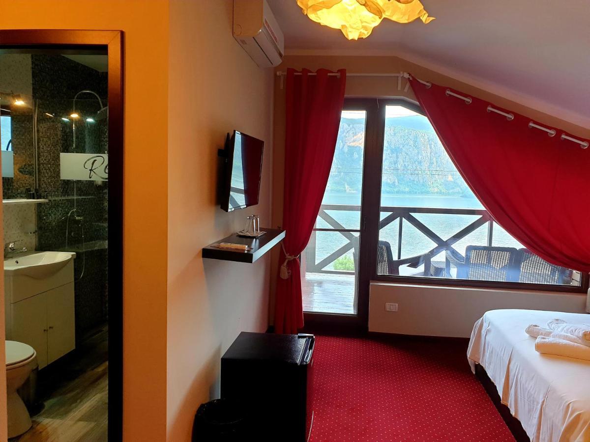 Rex Infinity View 4* Cazanele Dunarii Dubova Exterior foto